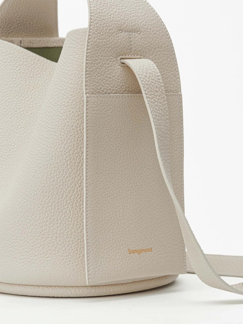 White Songmont Drippy Bucket Bag | CANADA NCPWEM